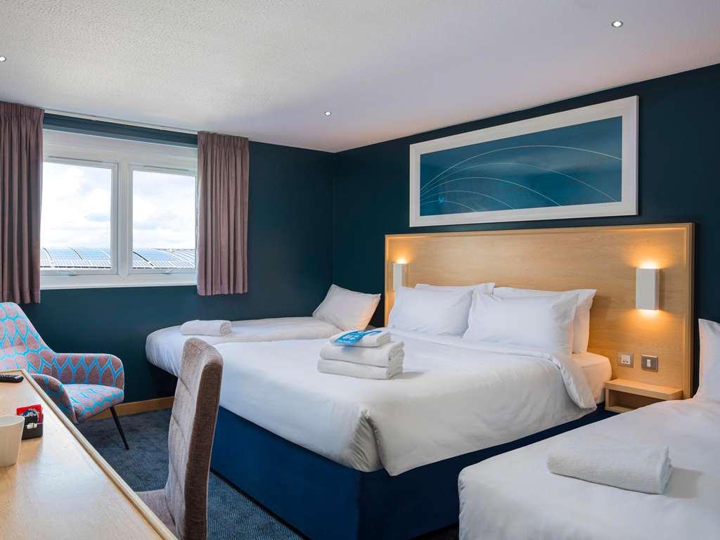 Travelodge Swansea Central Номер фото